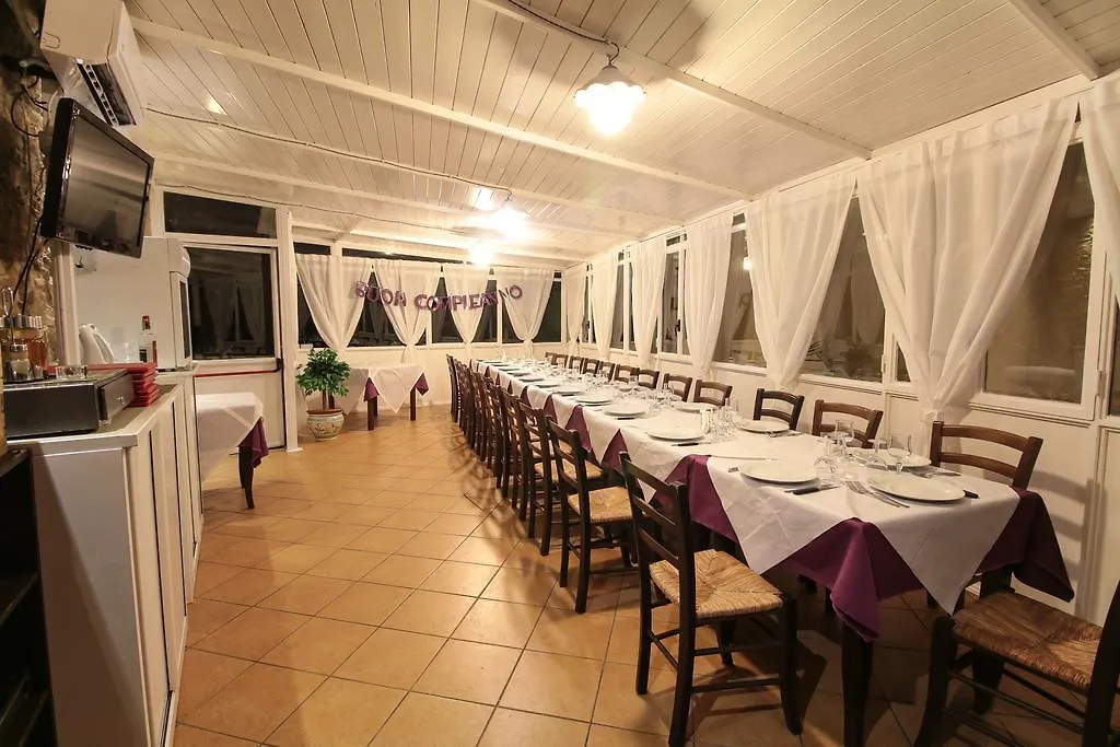 Agriturist Soleluna 卡尔塔吉罗